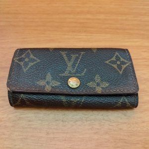 Louis Vuitton Monogram Key Holder/Wallet #1500💥PRICE DROP💥